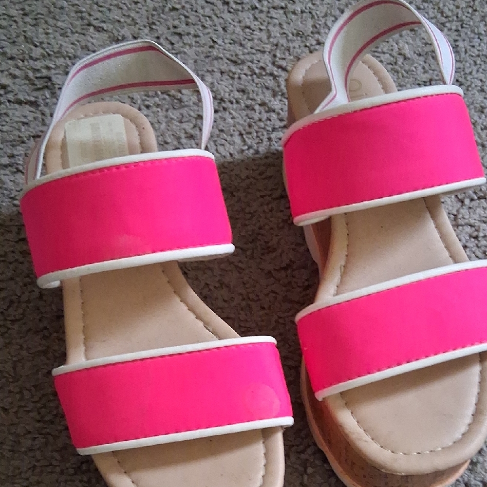 Women's YOKI pink sandals 8.5